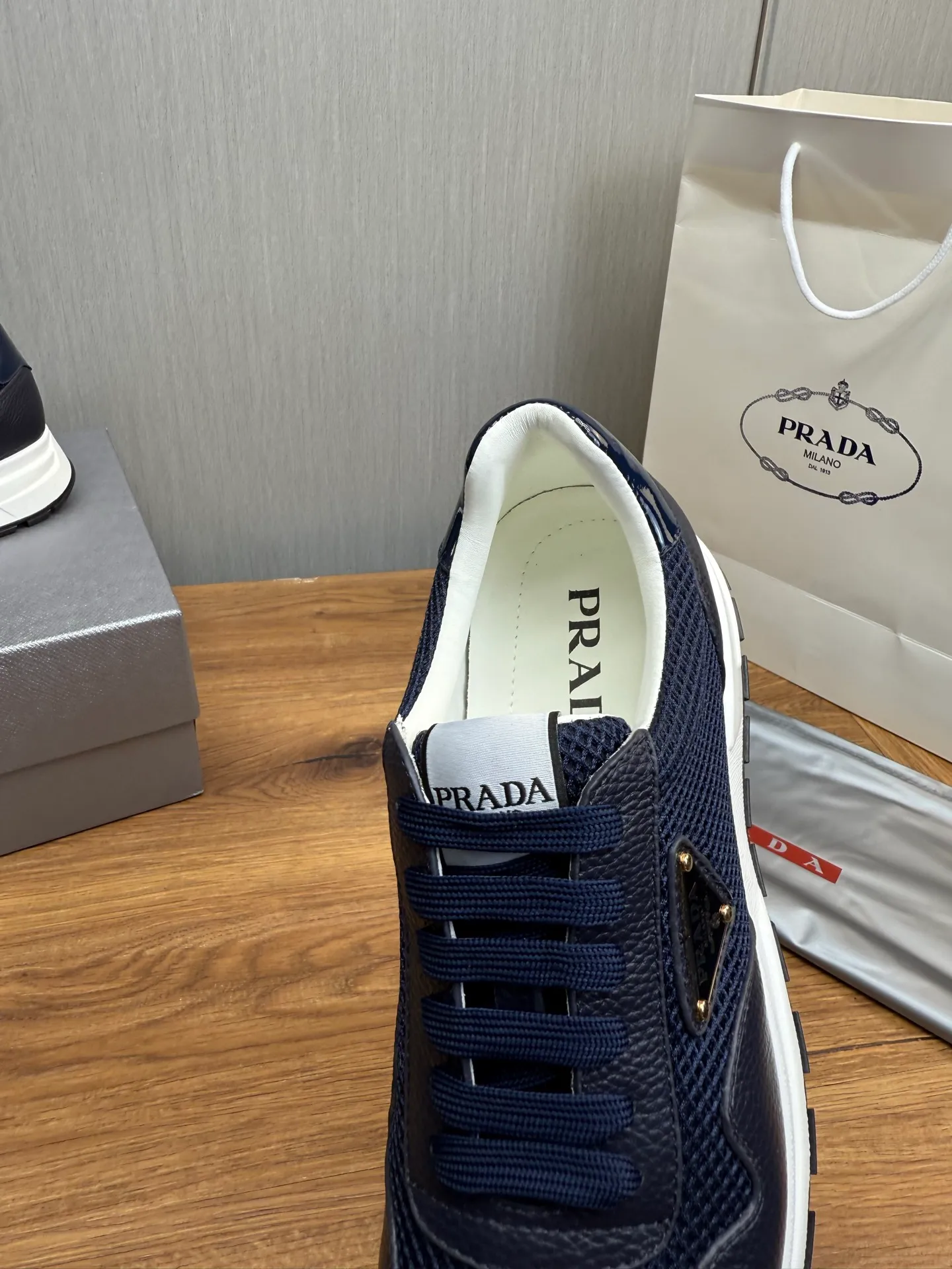 Men's shoes 💰560💰 [PRADA] Men's shoes are popular in the counter, official website is synchronized, 1 high-quality shipment ✔️Original cowhide mesh + cowhide lining, 1🆚1 replica, original sole, 38-45 (45 customized, non-refundable)